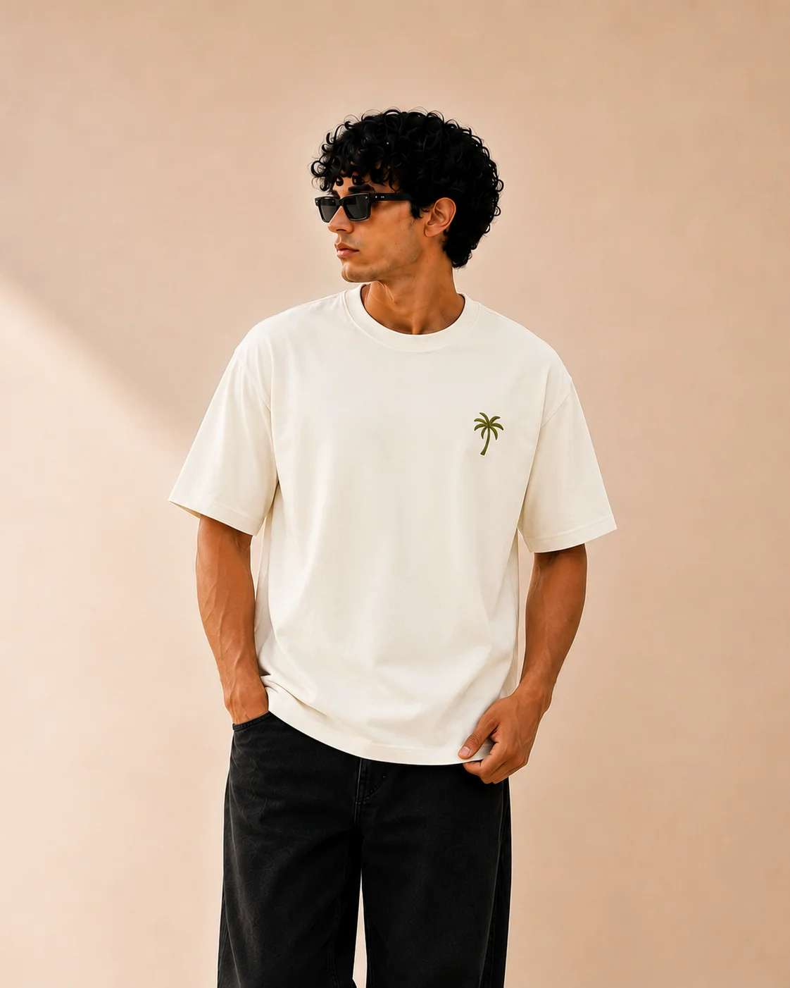 Palm tree graphic tee