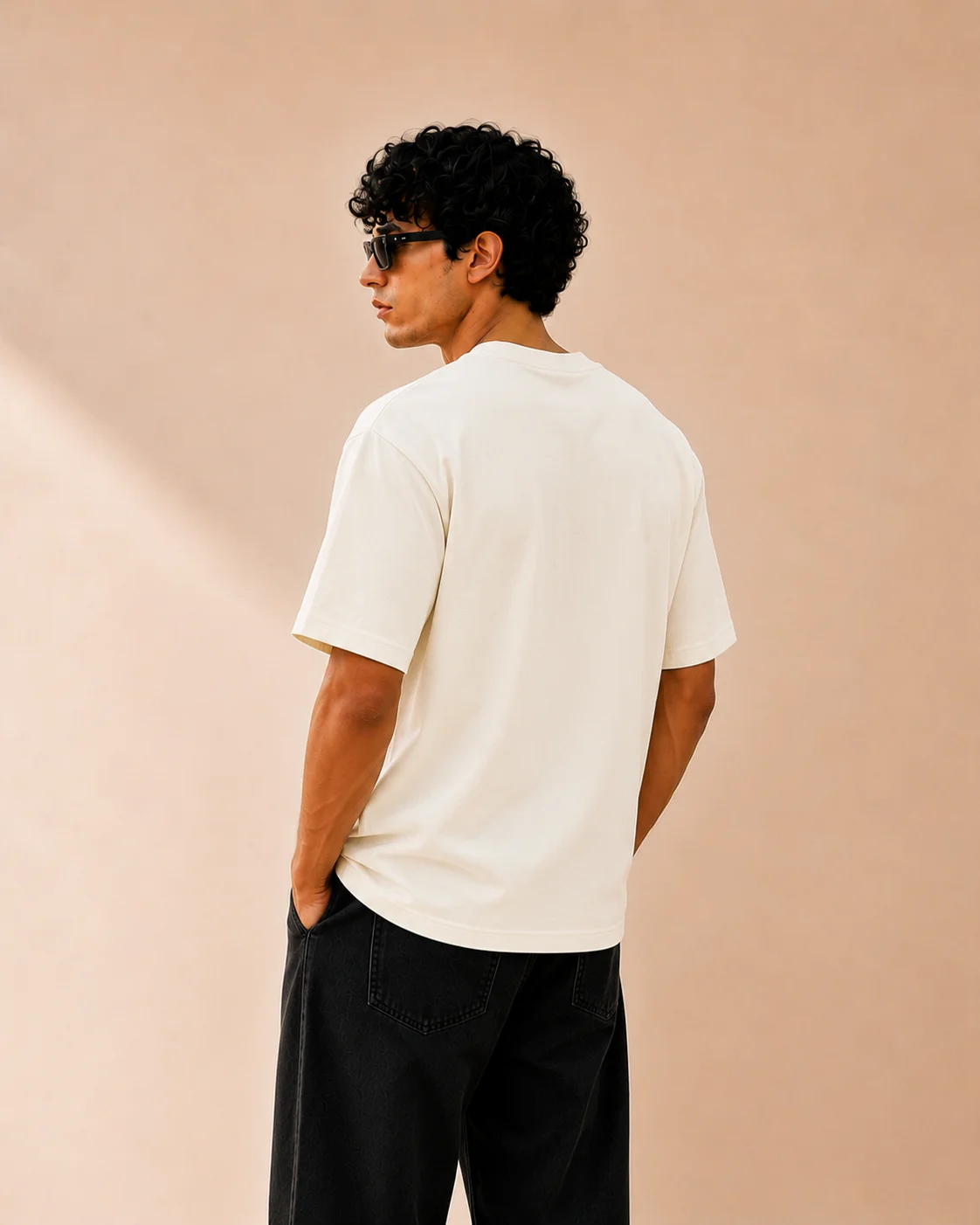 Palm tree graphic tee, photo 2 of 3