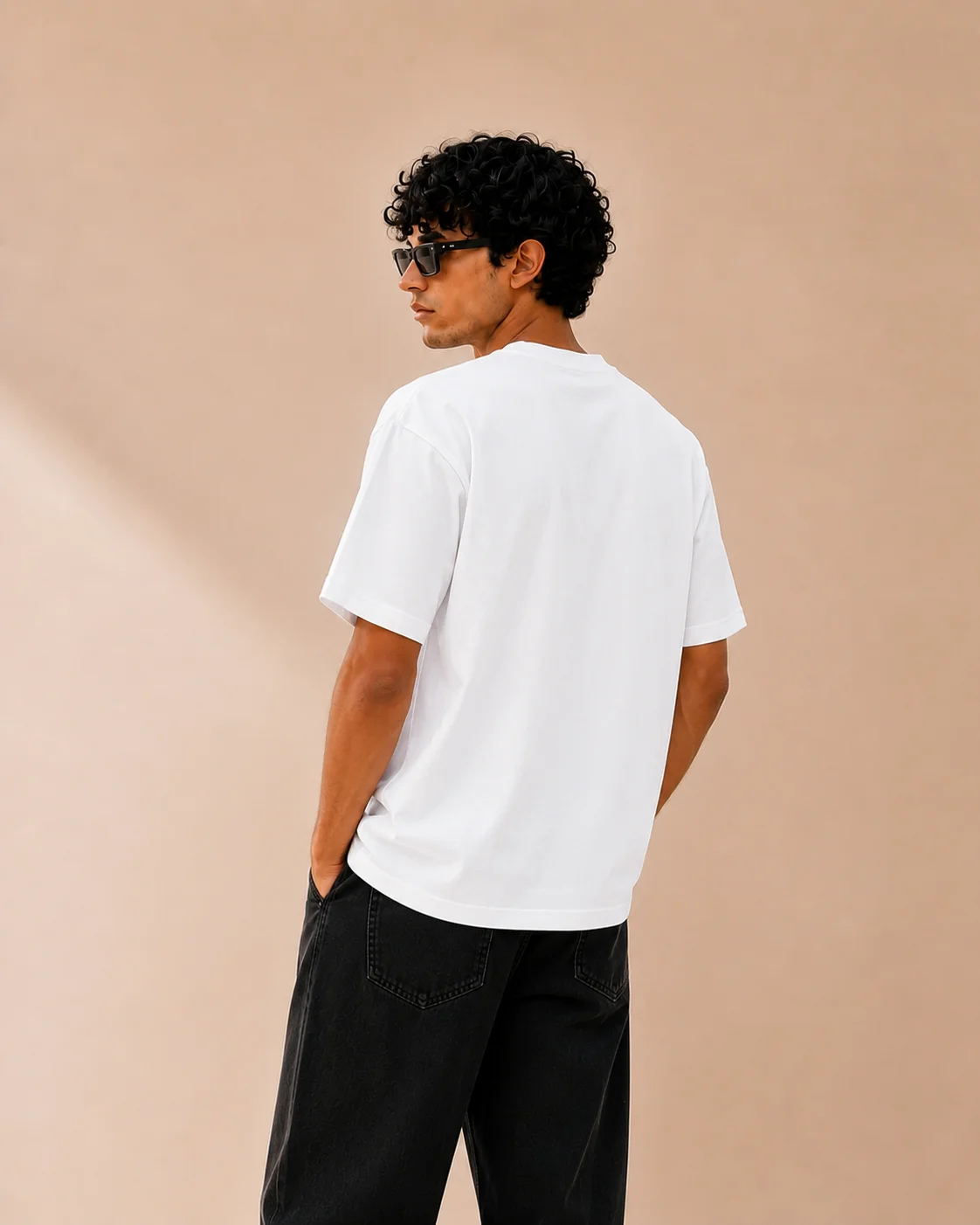 Dumbbell graphic tee, photo 3 of 3