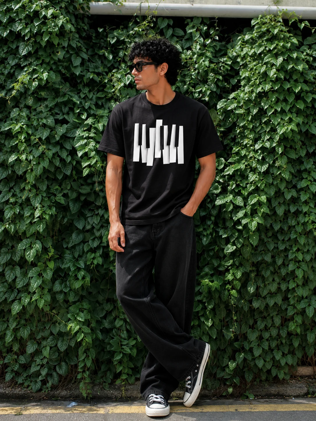 Piano graphic tee, photo 4 of 4