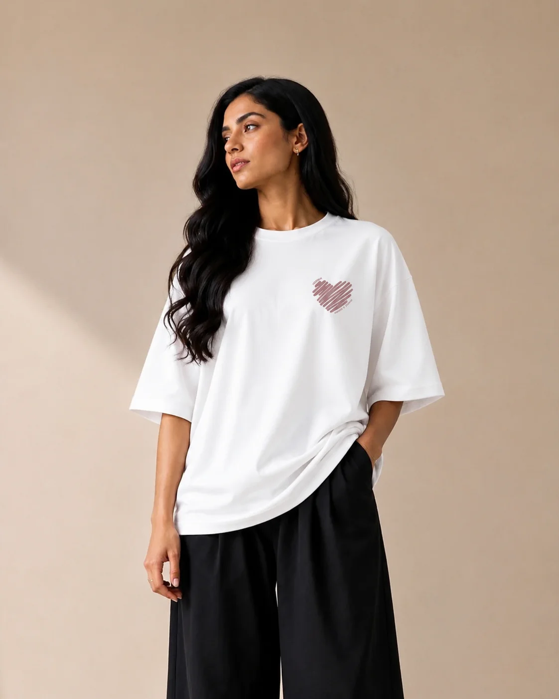 Scribble heart tee